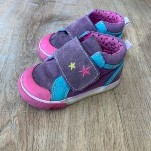 See Kai Run. High Tops. Toddler 5. GUC.